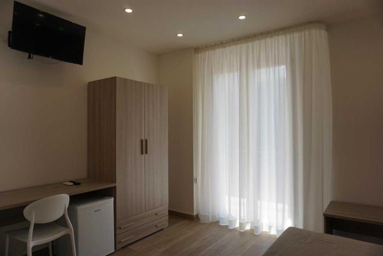 Azzisa Holidays Suite Palermo Luaran gambar